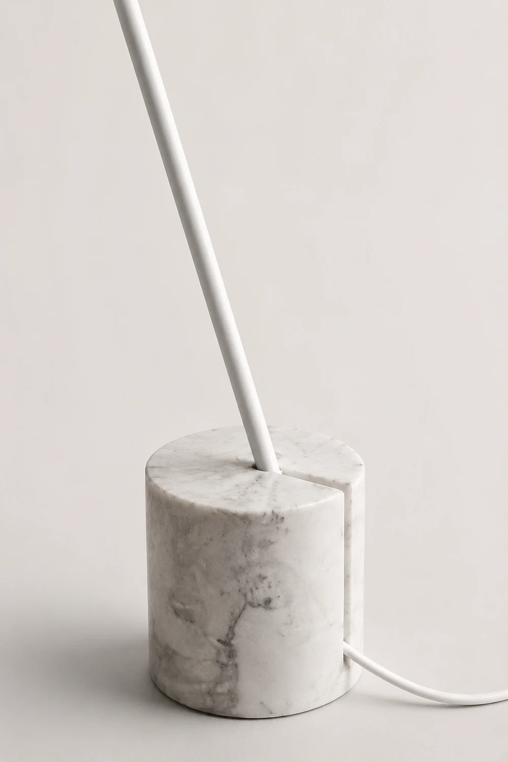Valentina Nordic LED Floor Lamp, Black&White, Metal&Marble - Lumpaz