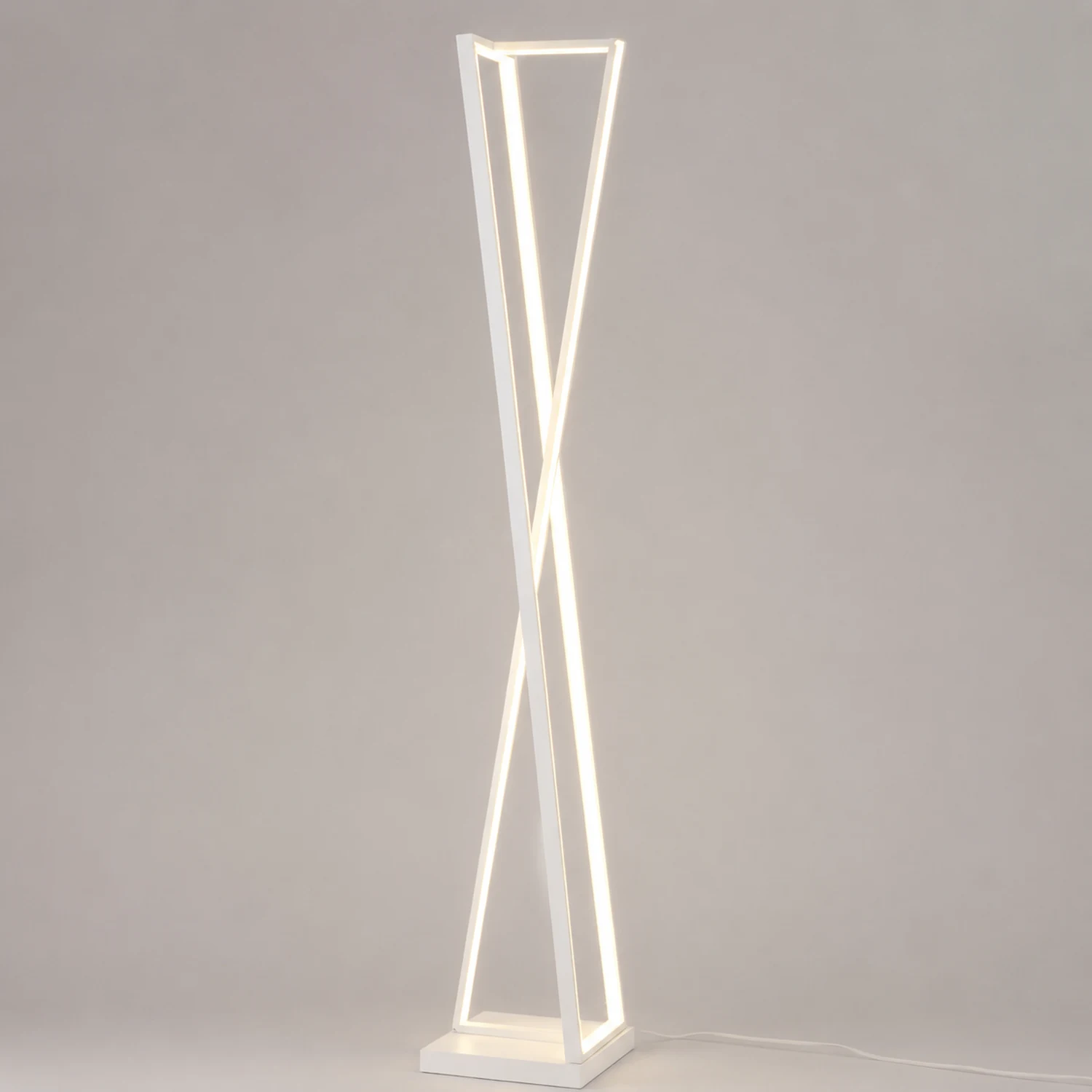 Edge Linear Triangle Floor Lamp, Metal, Black/White - Lumpaz
