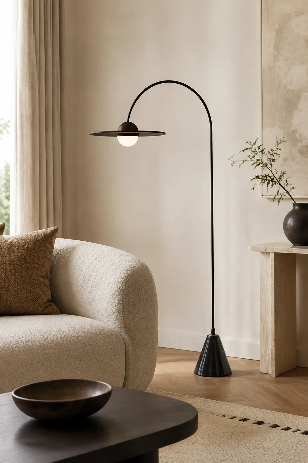 Carins Modern Arch UFO Metal Glass Floor Lamp, Black - Lumpaz