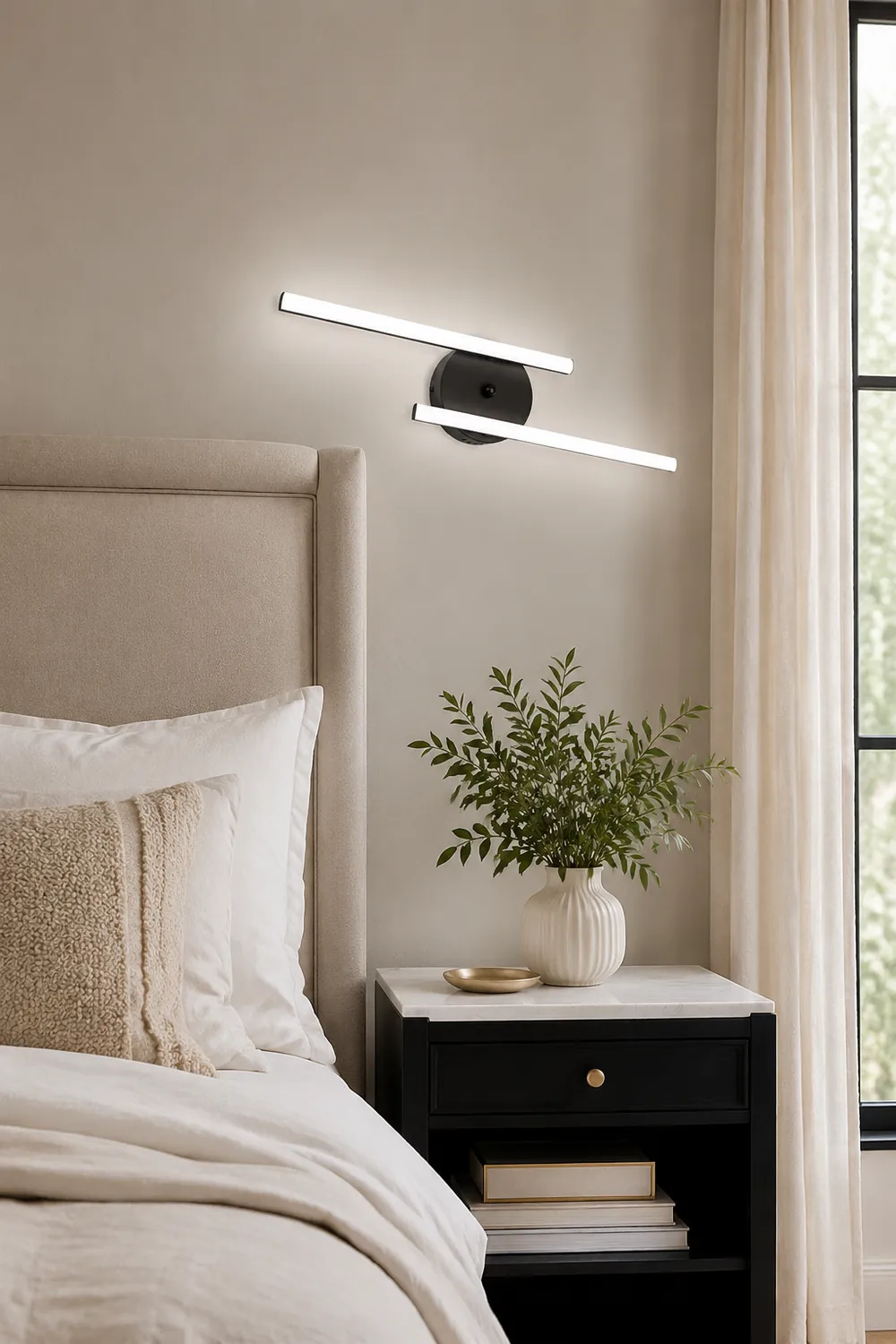 Alana Modern Bi-Linear LED Vanity Wall Lamp, Black/Silver - Lumpaz