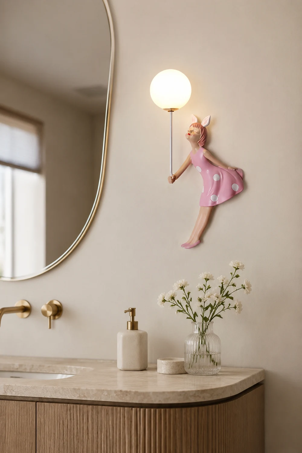 Minori Modern Balloon/Girl Shape Acrylic Pink Wall Lamp - Lumpaz
