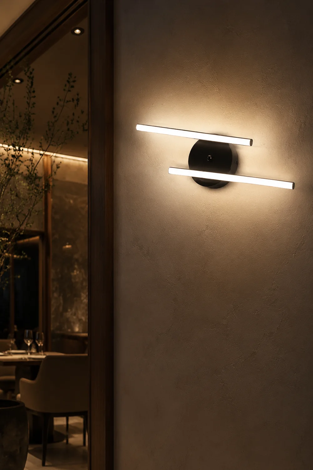 Alana Modern Bi-Linear LED Vanity Wall Lamp, Black/Silver - Lumpaz