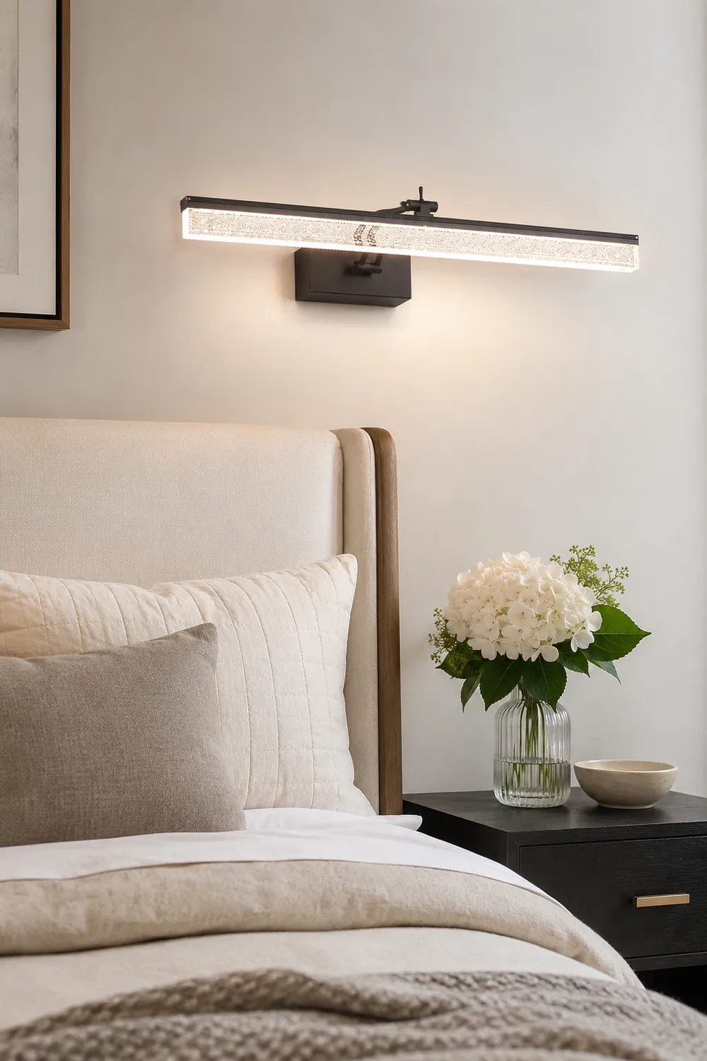 Edge Minimalist Linear Metal/Acrylic Mirror Front Vanity Wall Lamp, Black/White/Silver - Lumpaz