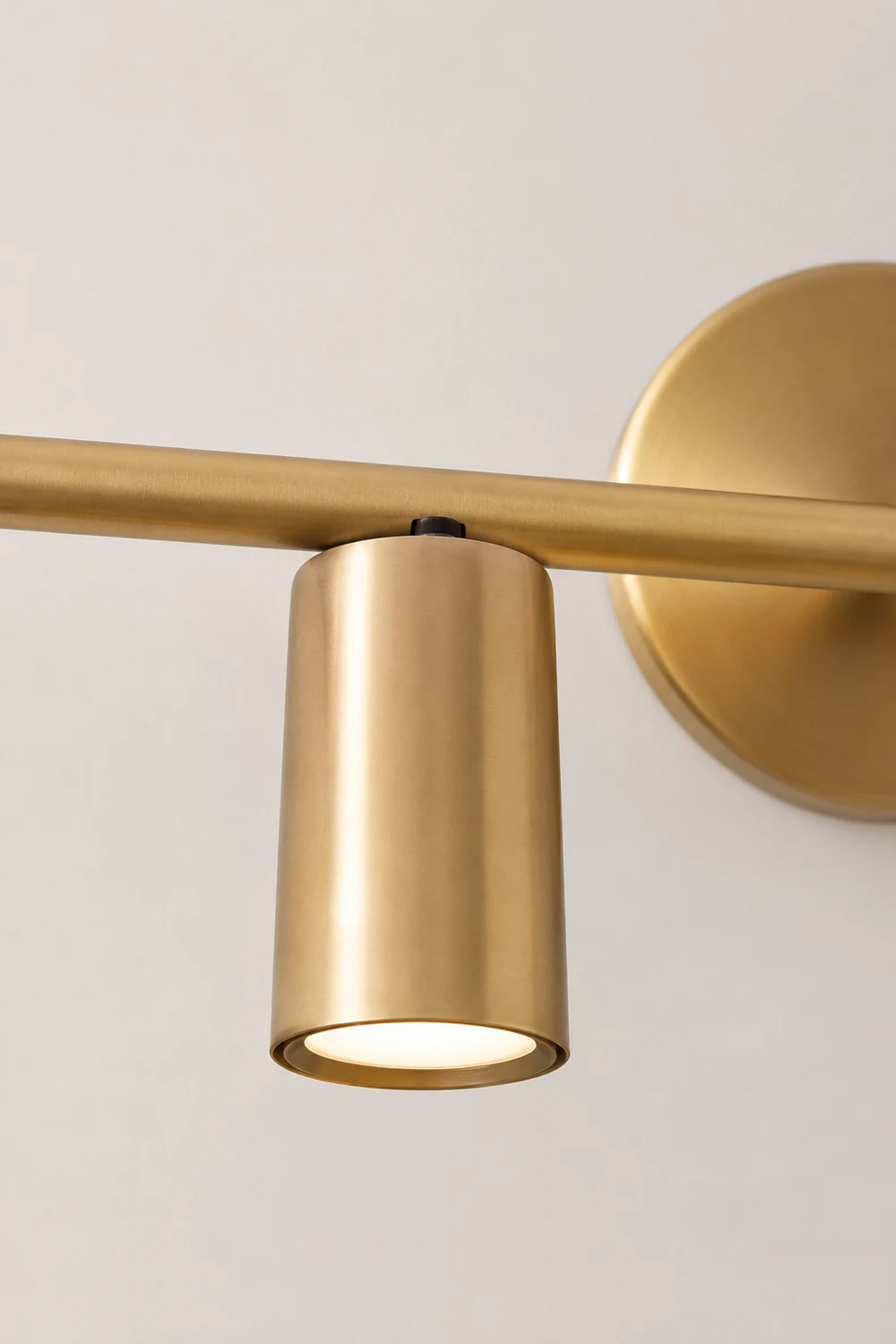 Freja Modern Cylinder Metal Wall Mounted Lamp, Black/Brass - Lumpaz