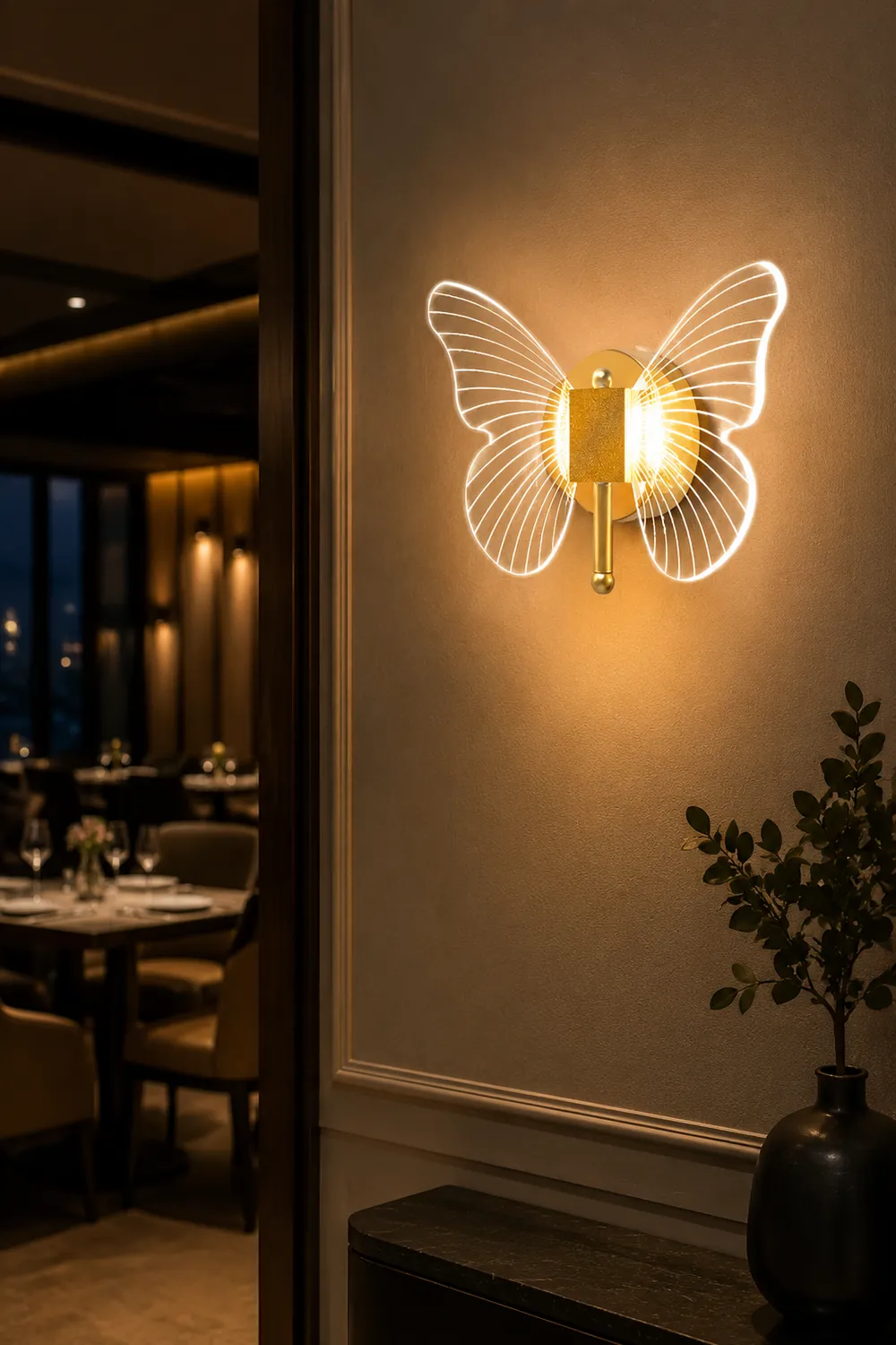 Kady Cute Butterfly Metal Wall Lamp, Gold - Lumpaz