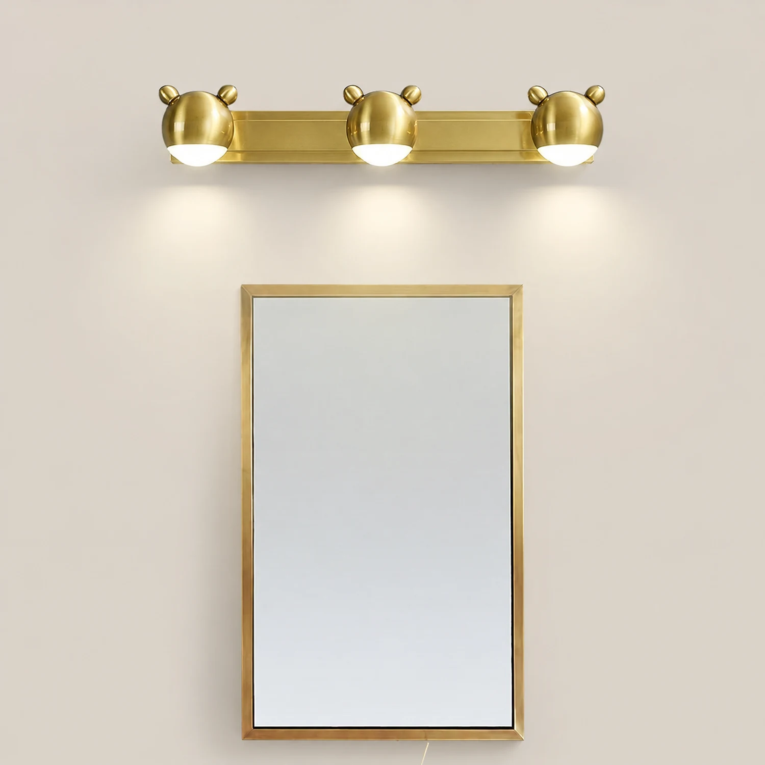 Leigh Modern Animal Globe Metal Vanity Wall Light, Gold, Bedroom - Lumpaz