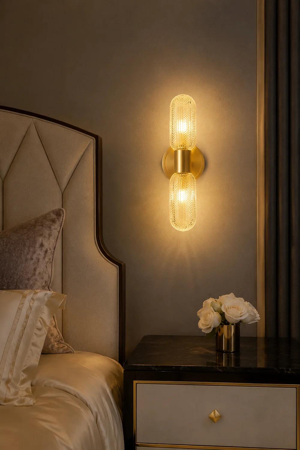 Hailie Luxury Globe Glass Vanity Wall Lamp, 2 Light, Bedroom - Lumpaz
