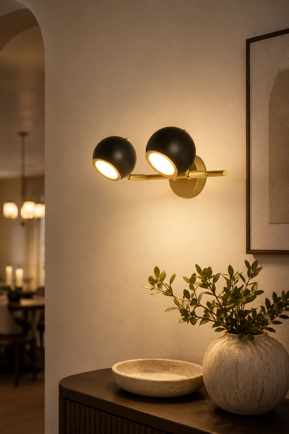 Leigh Modern Globe Metal&Acrylic Wall Lamps, Black/White - Lumpaz
