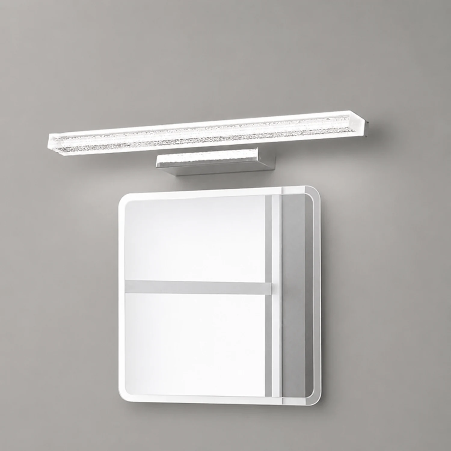 Leigh Modern Rectangular Metal Modern Wall Lamp, Silver - Lumpaz