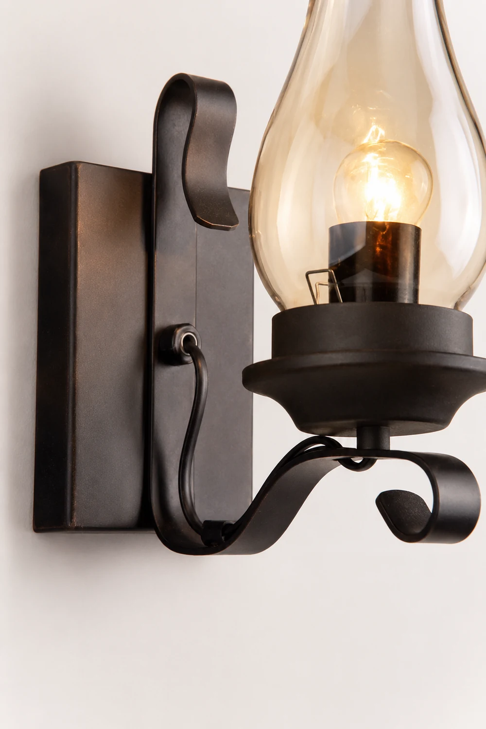Alessio Vintage Candle Wood Metal Wall Lamp - Lumpaz