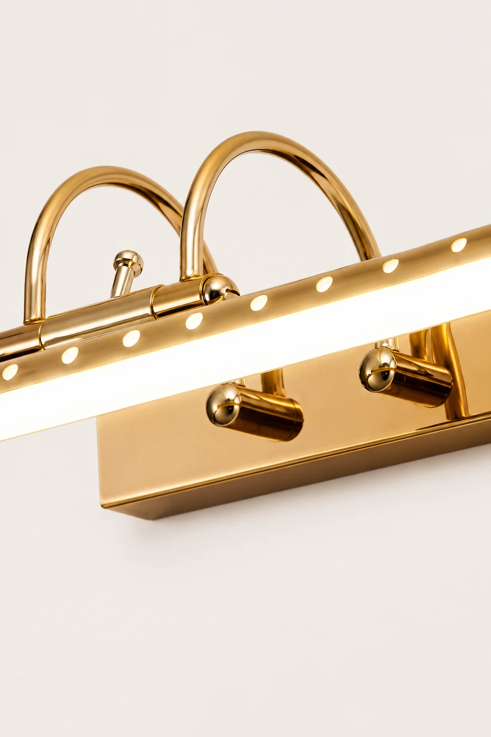 Eryn Modern Linear Vanity Wall Lamp, Gold, Bathroom/Kitchen - Lumpaz