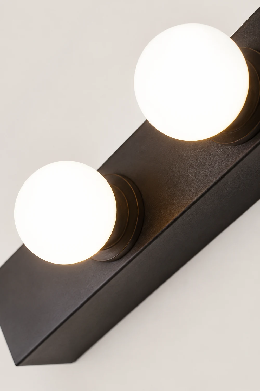 Valentina Modern Multi Metal Wall Lamp, Black/White - Lumpaz