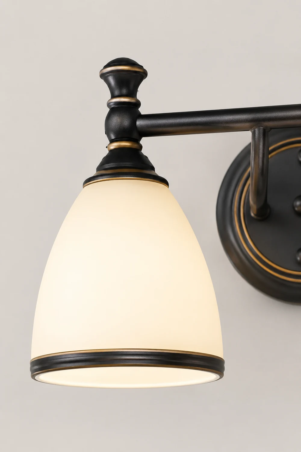 Eryn Vintage Black Classical Vanity Wall Lamp, Metal/Glass - Lumpaz