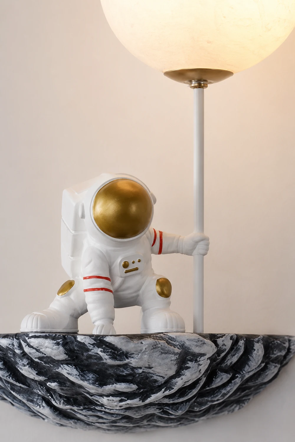 Fateh Decorative Astronaut Glass/Acrylic Wall Lamp, White/Blue-White - Lumpaz