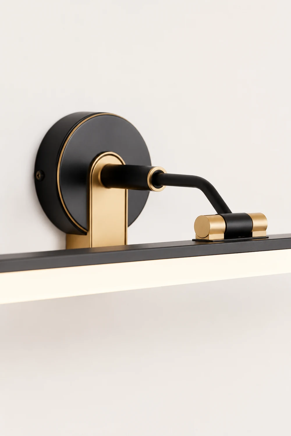 Leigh Industrial Linear Vanity Wall Lamp, Black/Brass, Bathroom - Lumpaz