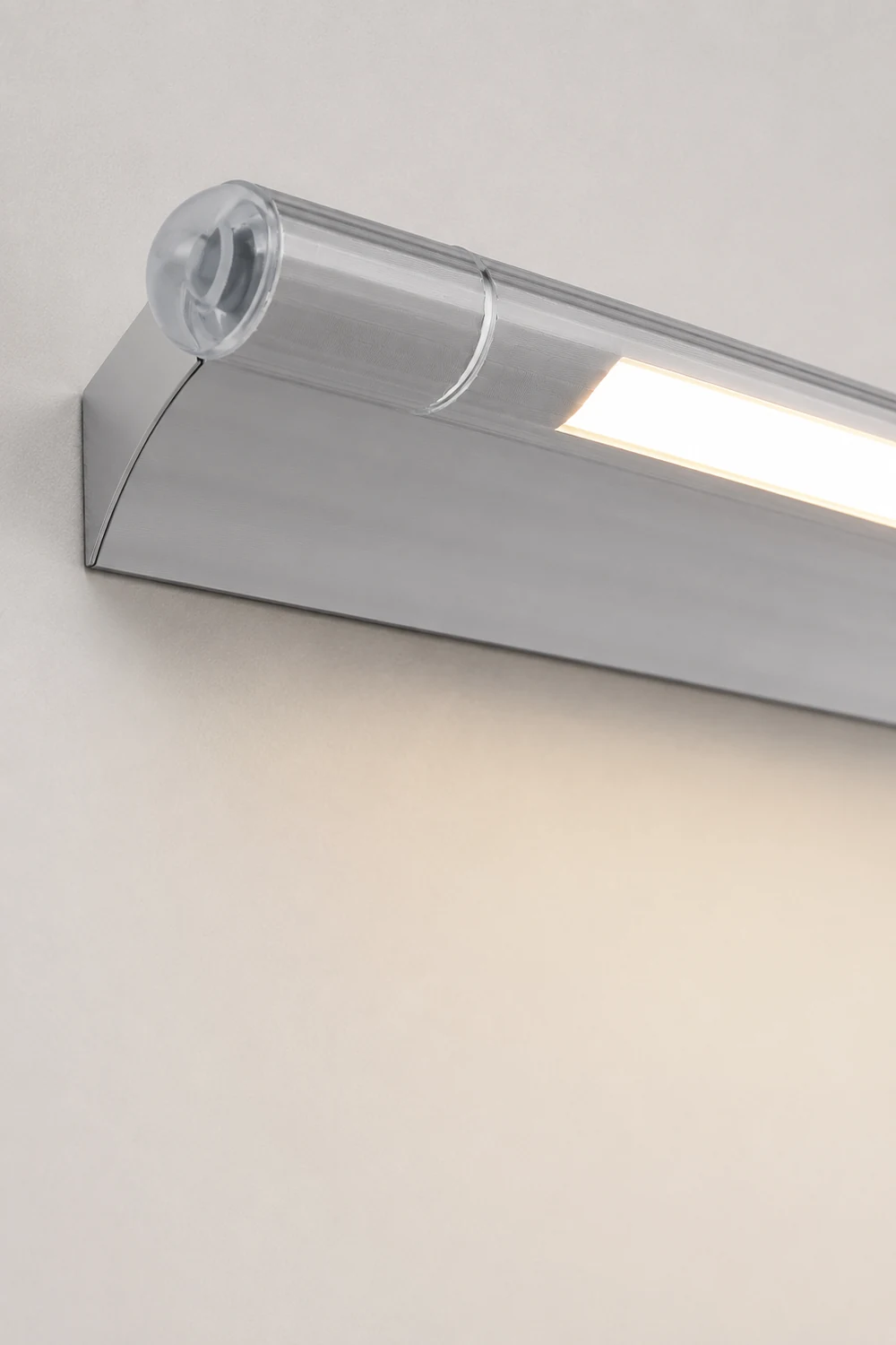 Edge Minimalist Linear Led Vanity Wall Lamp, Silver, Bathroom - Lumpaz