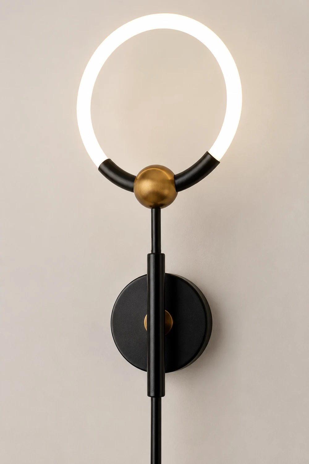Arisha Modern Ring Vanity Wall Lamp, Black/Gold, Bathroom - Lumpaz