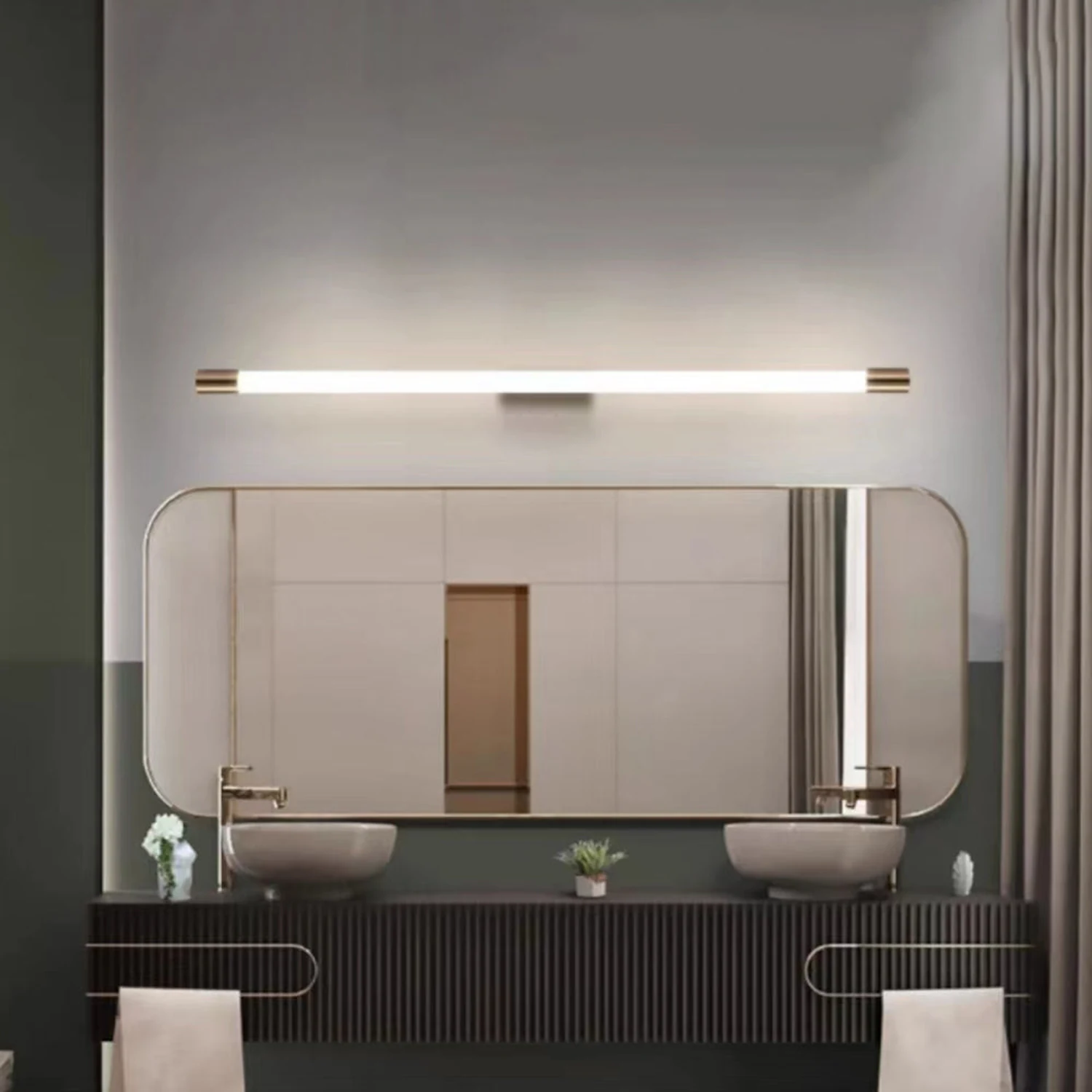 Edge Modern Gold Mirror Front Vanity Wall Lamp, Metal/Acrylic - Lumpaz