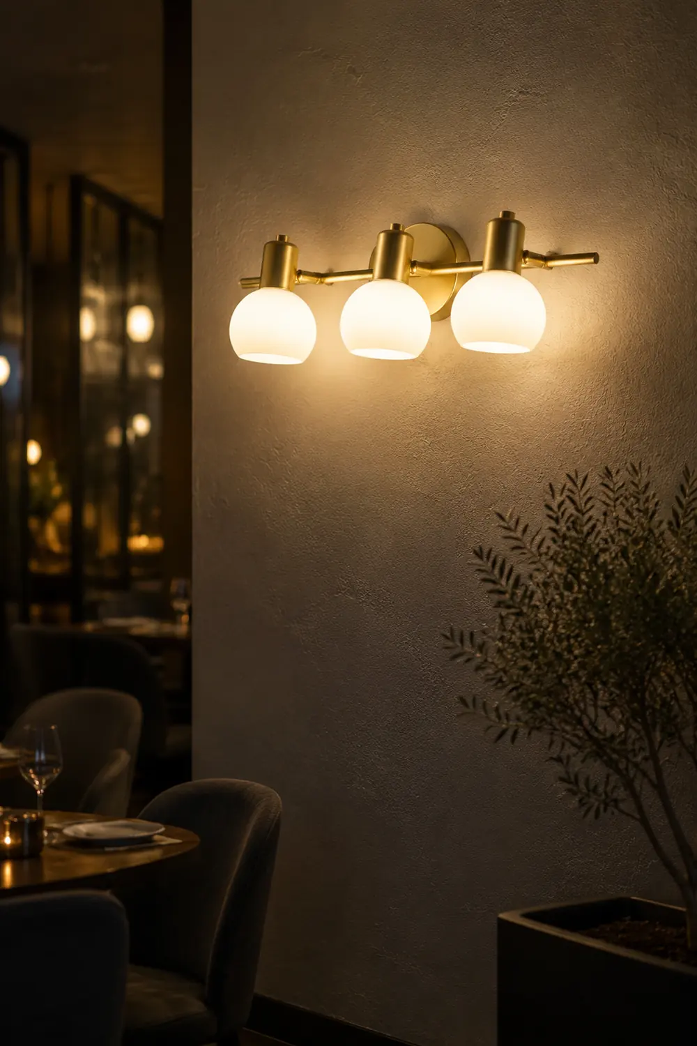 Valentina Modern Globe Metal Wall Mounted Lamps, Gold - Lumpaz