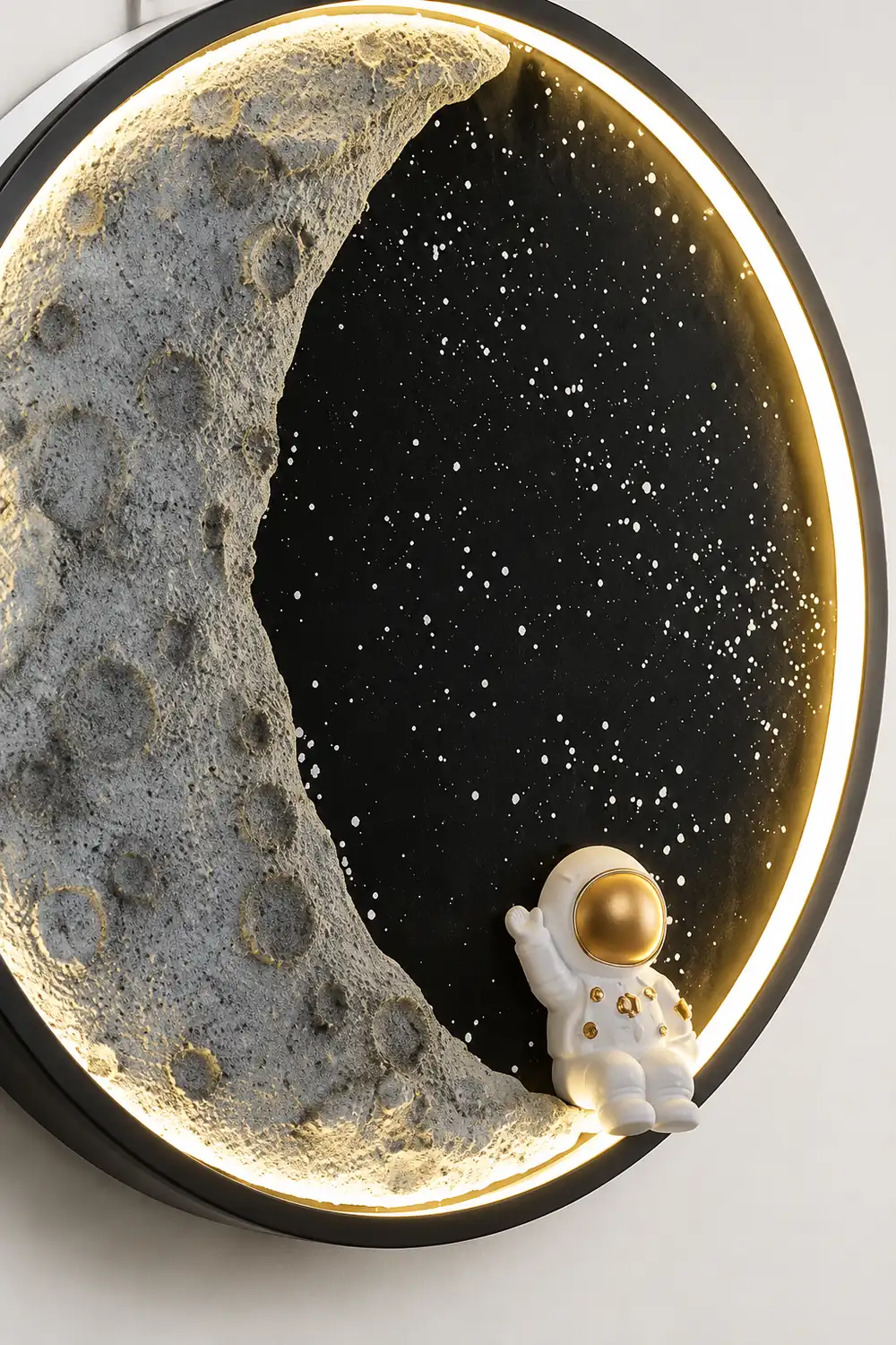 Elif Modern Astronaut Moon Metal Black Wall Lamp - Lumpaz