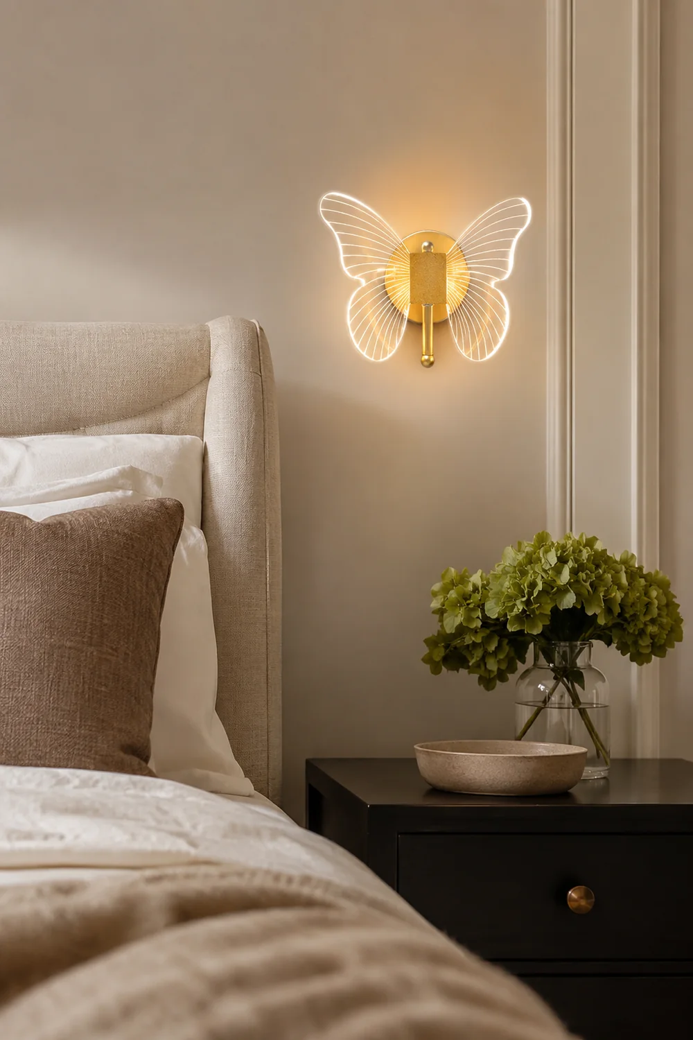 Kady Cute Butterfly Metal Wall Lamp, Gold - Lumpaz