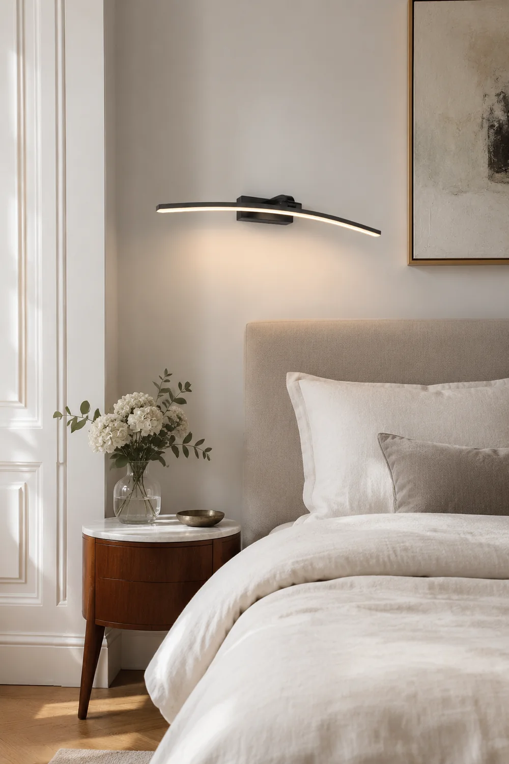 Edge Modern Curved Mirror Front Metal Wall Lamp, Black/White - Lumpaz