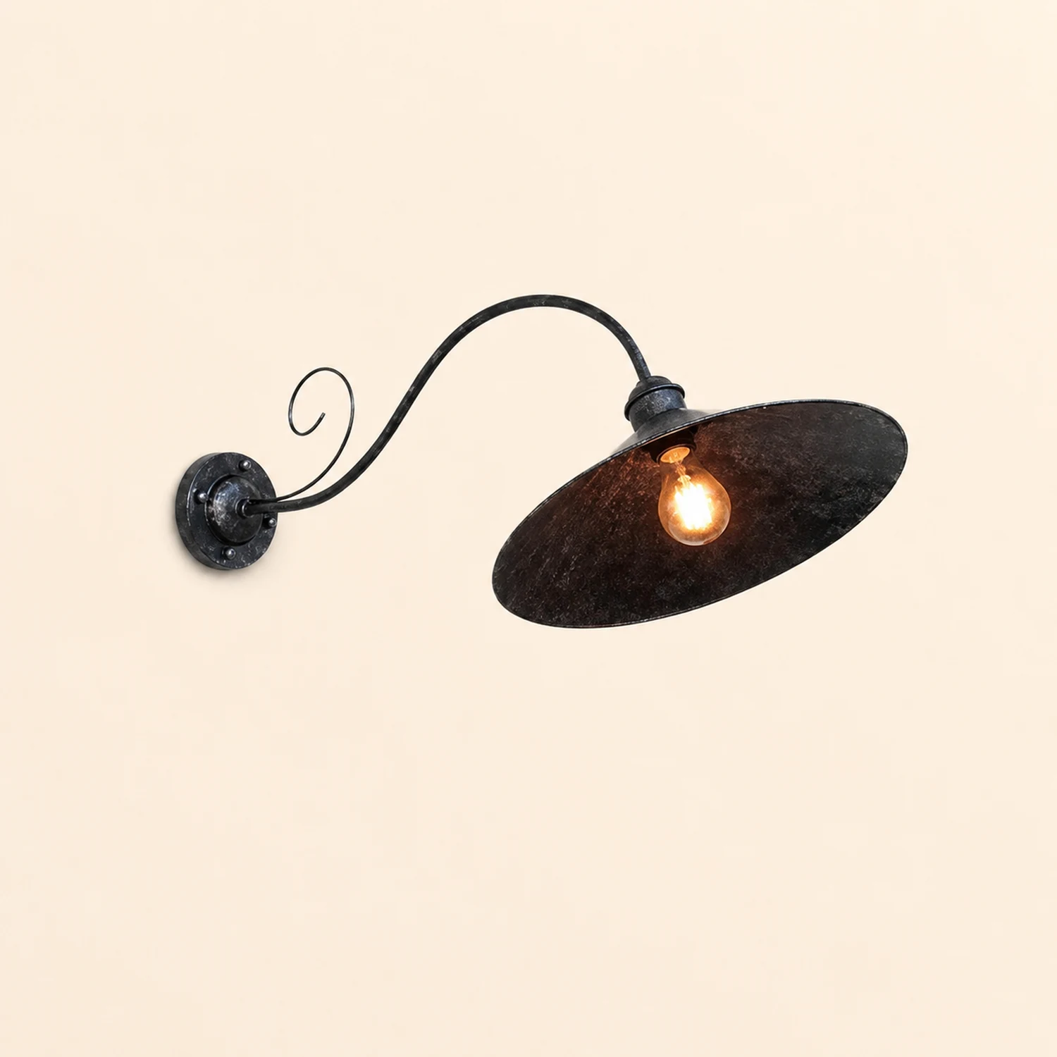 Alessio Vintage Cap-shaped Metal Outdoor Wall Lamp, Black/Antique Silver - Lumpaz