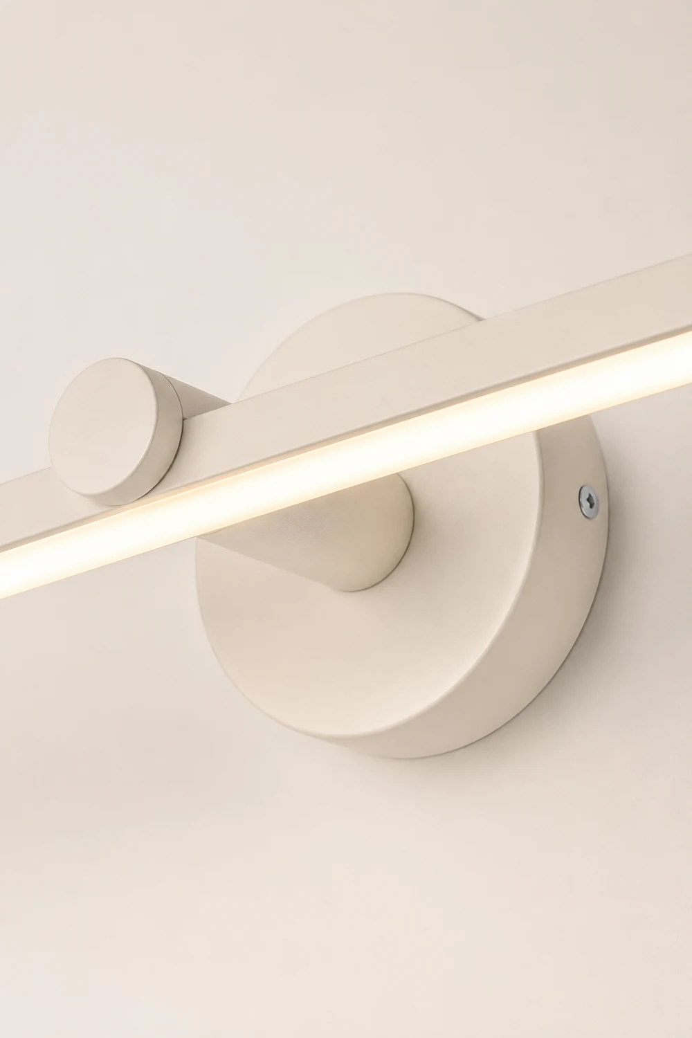 Leigh Minimalist Linear Acrylic Mirror Front Wall Lamp, White - Lumpaz