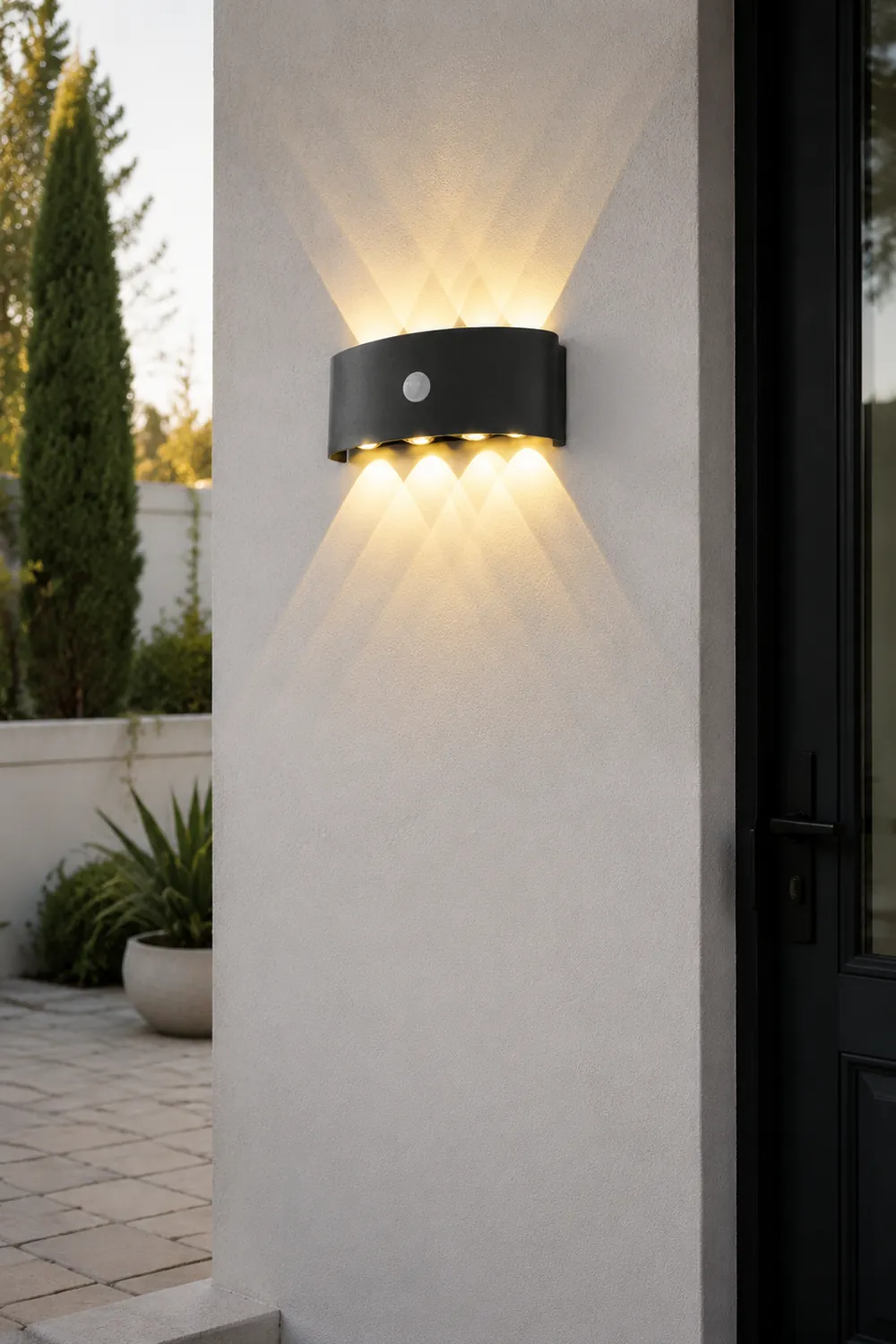 Orr Modern Simple Metal/Acrylic Fixtures Up And Down LED Light Wall Lamp, Black/White - Lumpaz