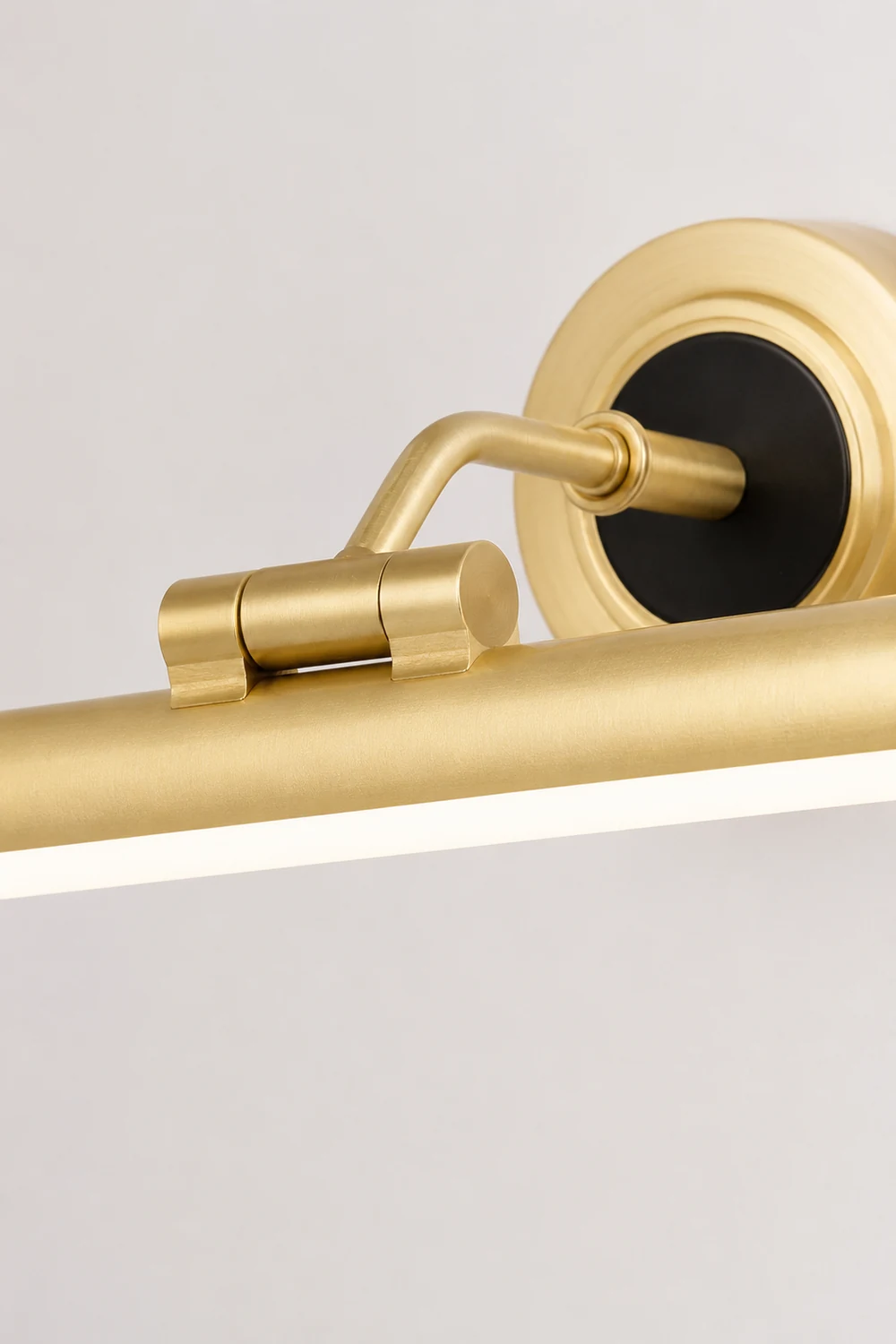 Leigh Vintage Linear Metal/Acrylic Wall Lamp, Brass, Bathroom - Lumpaz