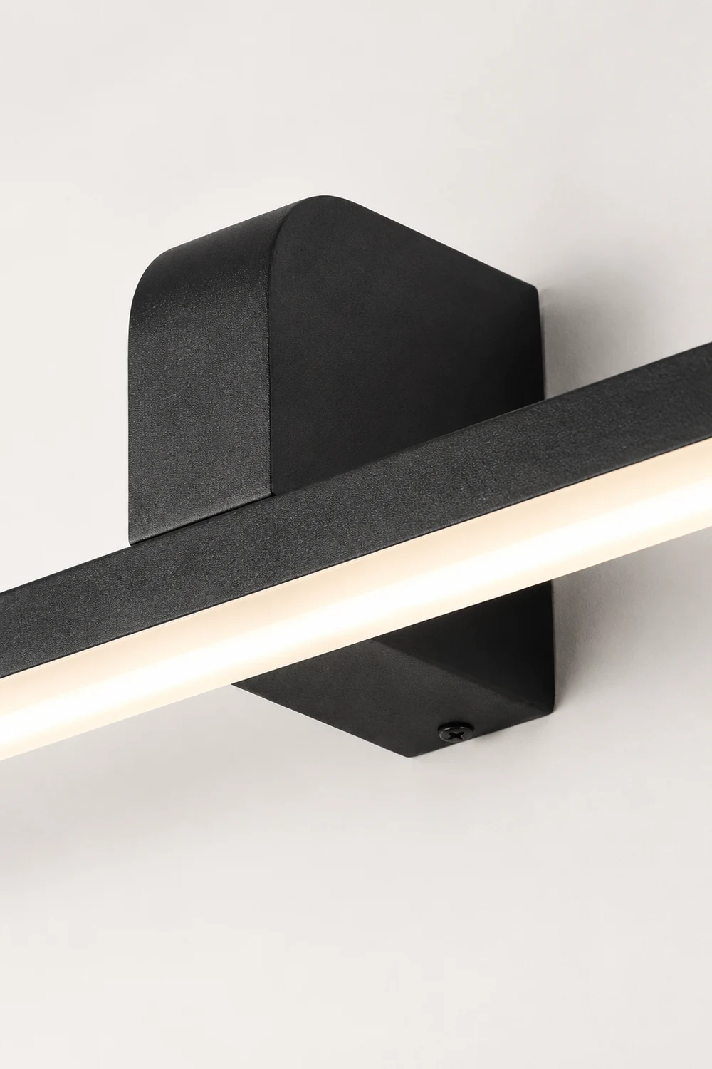 Edge Modern Linear Acrylic Mirror Front Wall Lamp, Black/White - Lumpaz