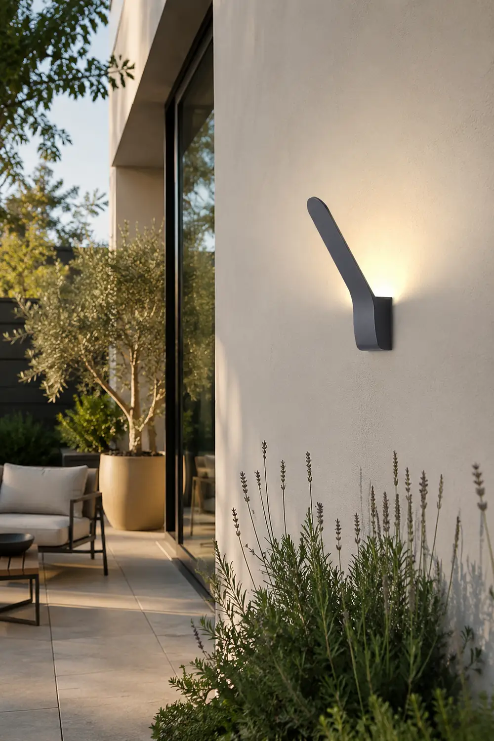 Orr Minimalist Tilt Linear Metal Outdoor Wall Lamp, Black - Lumpaz