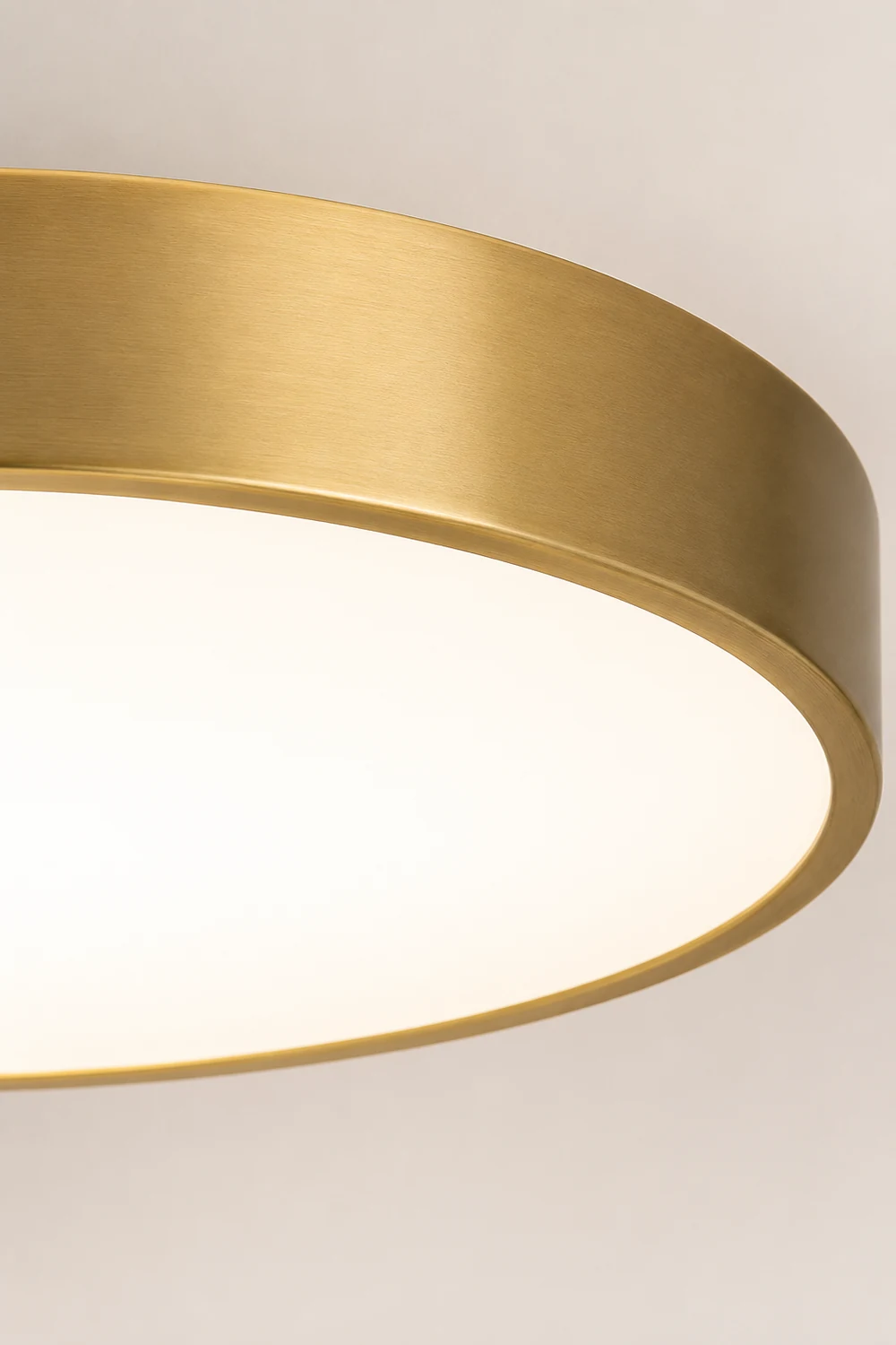Quinn Nordic LED Gold Round Flush Mount Ceiling Light, Metal&Acrylic - Lumpaz