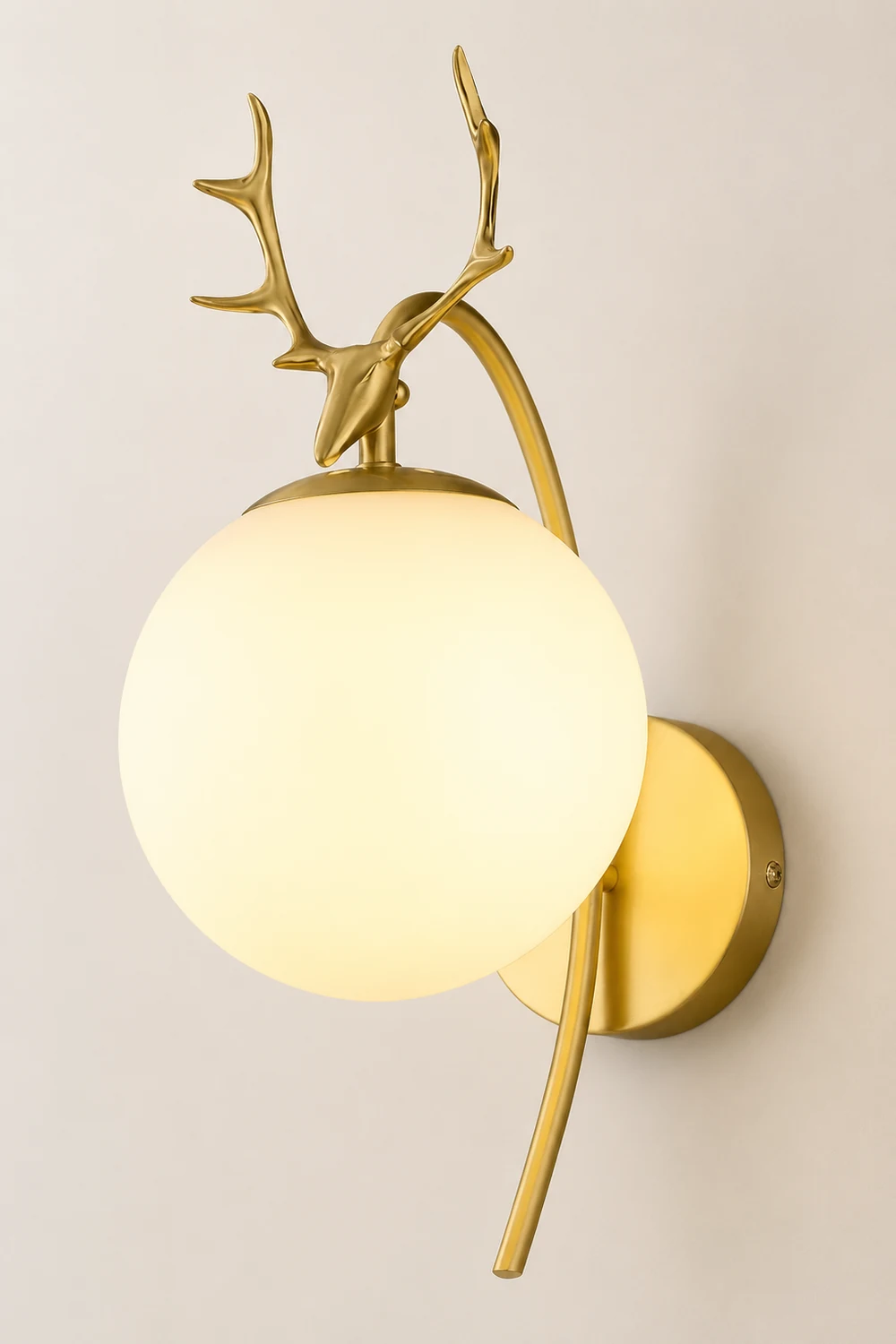 Valentina Modern Art-Deco Deer Bedside Wall Lamp, Black/Gold - Lumpaz