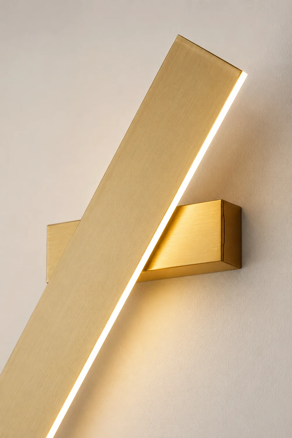 Aqsa Modern Rectangular Metal Rotatable Wall Lamp, Black/Gold/Brown - Lumpaz