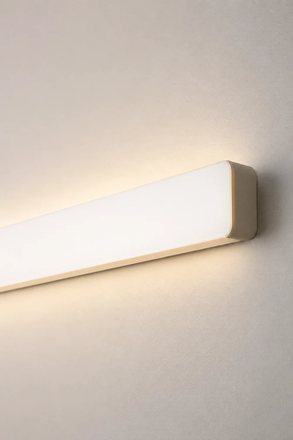 Edge Simple White Bar Mirror Front Vanity Wall Lamp, Acrylic - Lumpaz