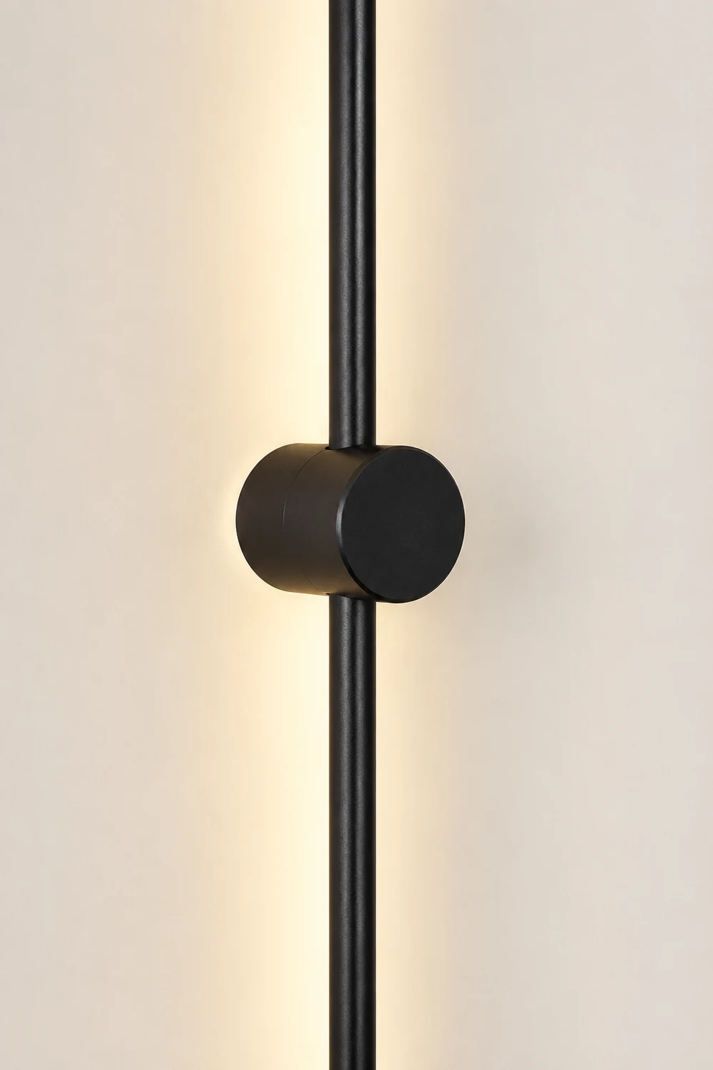 Edge Modern Minimalist LED Wall Reading Lamp, Black - Lumpaz