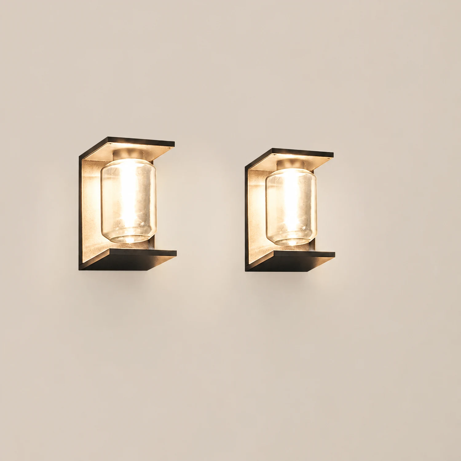 Orr Modern Lantern Glass Outdoor Wall Lamp, Black/Gray - Lumpaz
