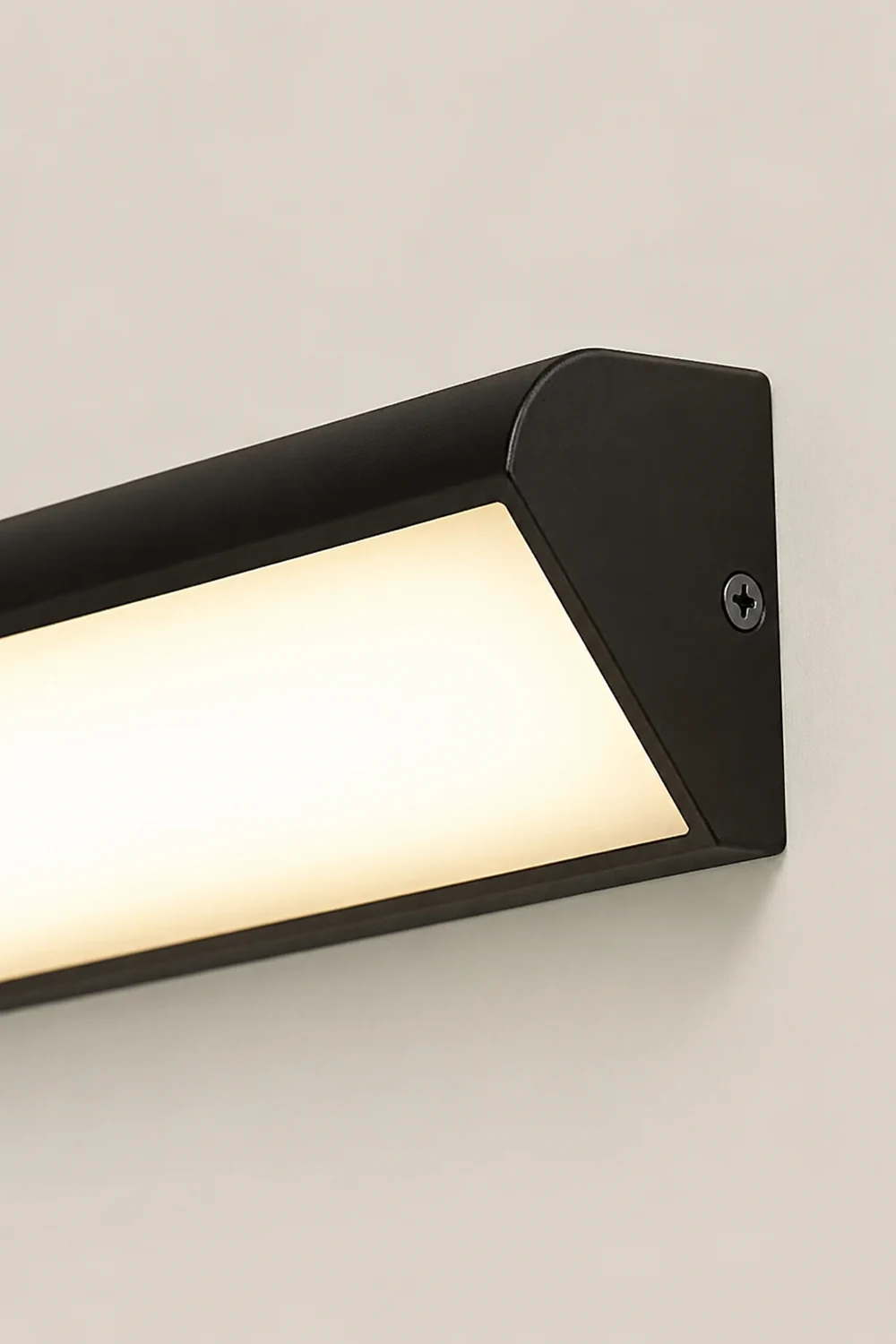 Edge Modern Tri-Rrism Metal/Acrylic Waterproof Outdoor Wall Lamp, Black - Lumpaz