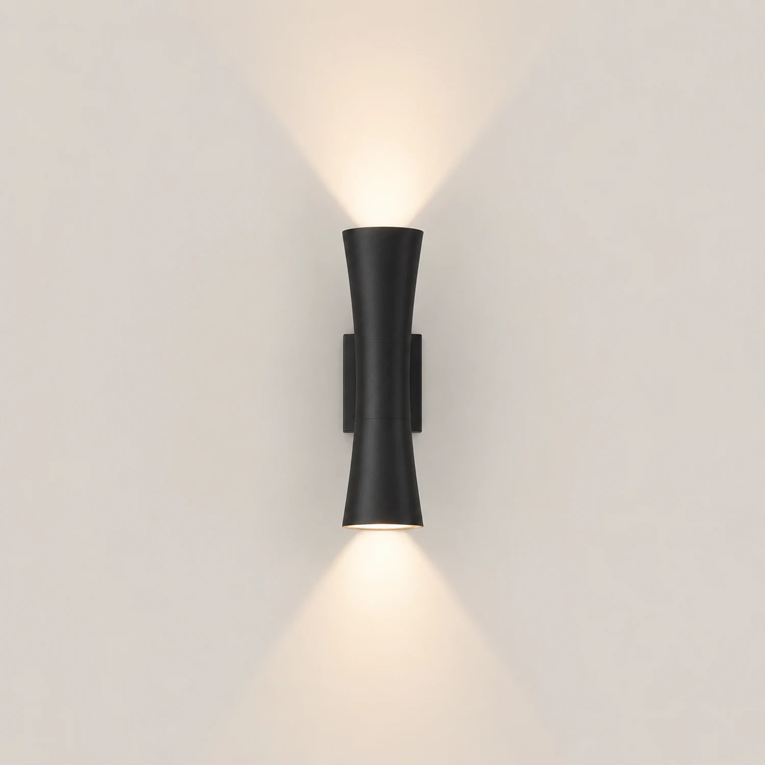 Orr Minimalist Torch Metal Outdoor Wall Lamp, Black/White - Lumpaz