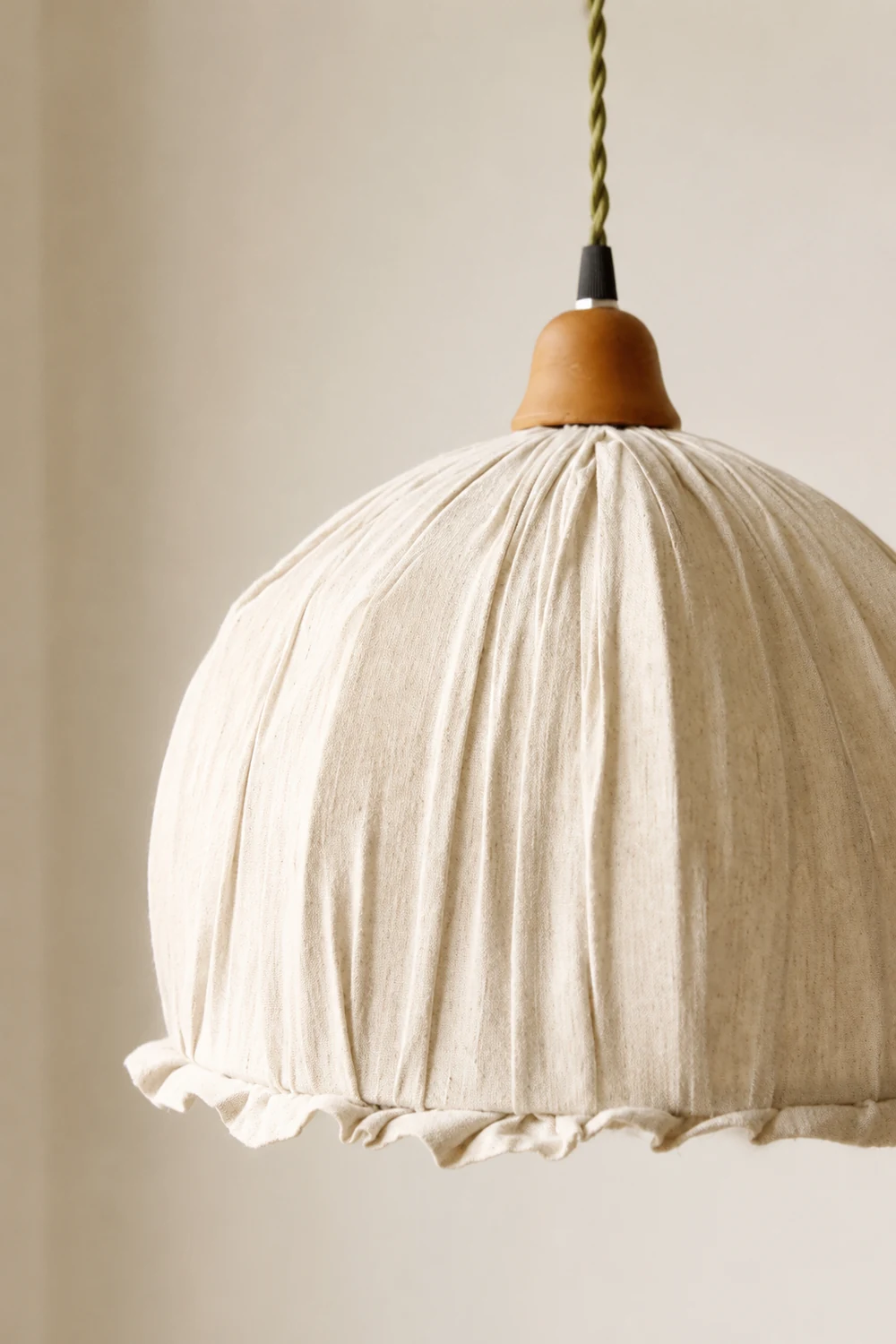 Nordic Vintage LED Pendant Light Beige Fabric Living Room - Lumpaz