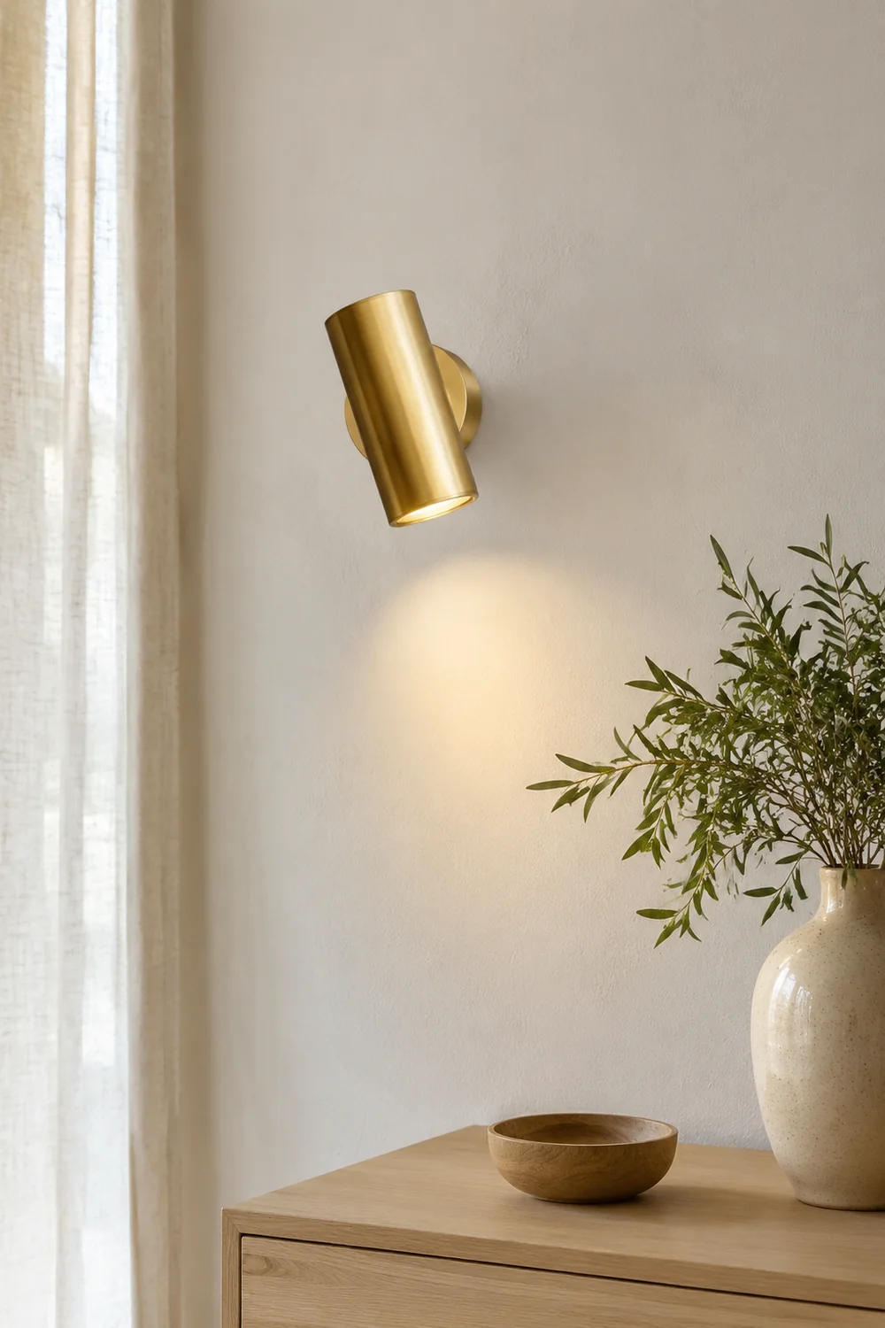 Freja Moden Spotlight Cylindrical Metal Wall Lamp, Gold/Black - Lumpaz
