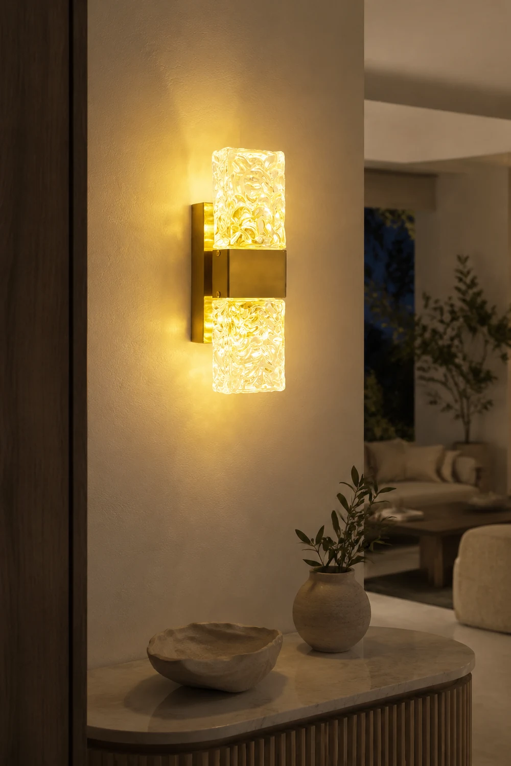 Kajetan Modern Rectangular Metal Wall Lamp, Gold - Lumpaz