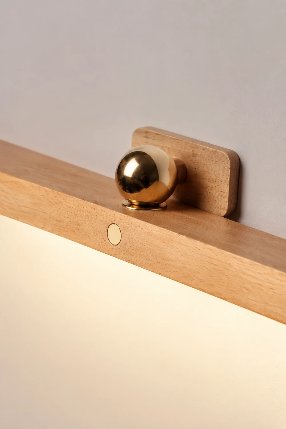Ozawa Retro Oval Wood/Acrylic/Metal Wall Lamp, Front Mirror Vanity - Lumpaz
