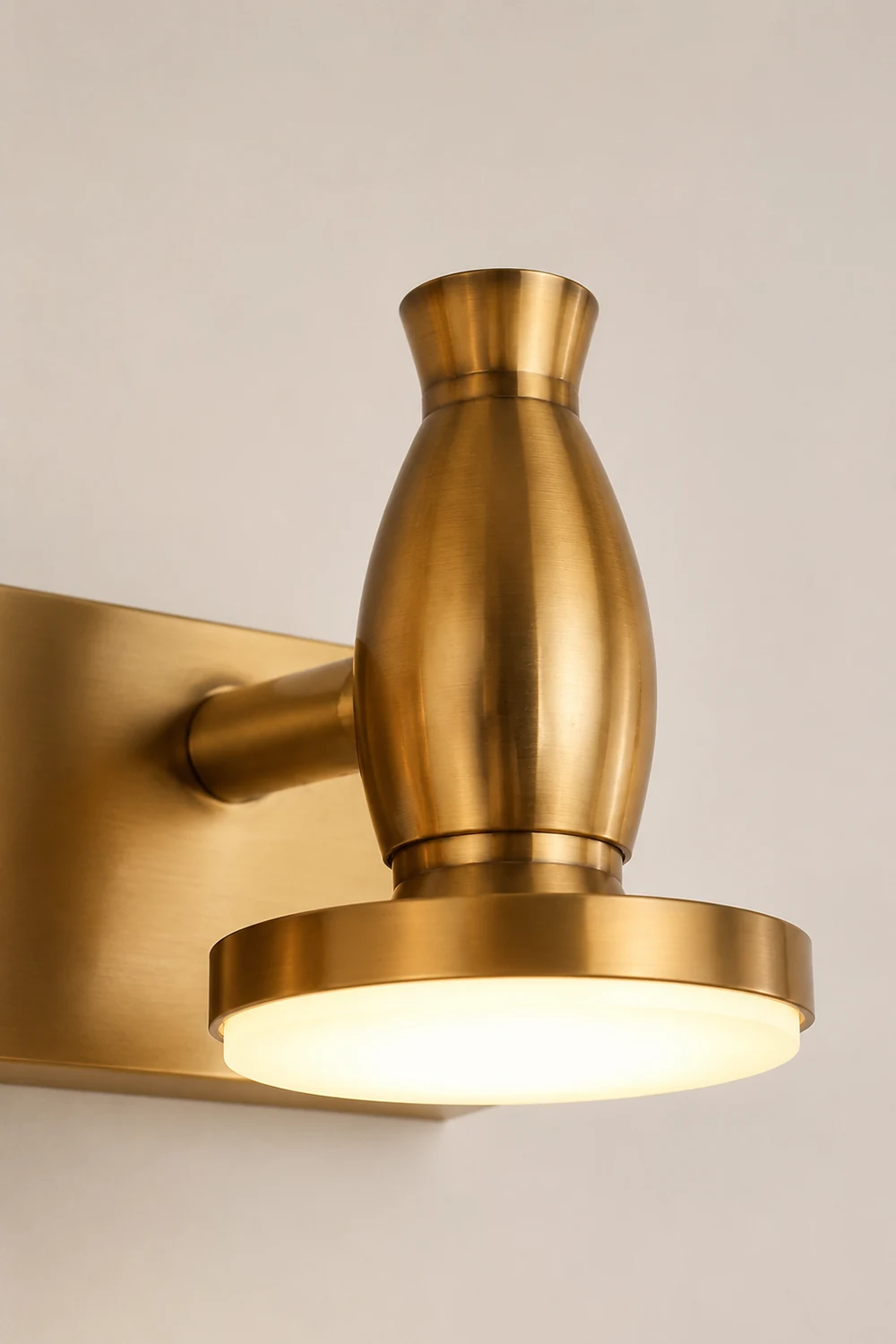 Leigh Luxury Multi Metal Mirror Front Wall Lamp, Brass - Lumpaz