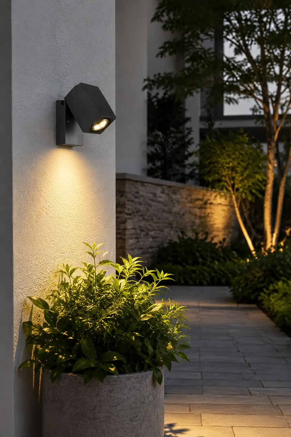 Orr Modern Outdoor Rotatable Metal Spotlight Wall Lamp, Black - Lumpaz