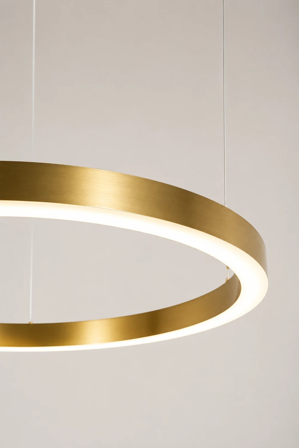 Arisha Modern Ring Metal Pendant Light, Gold - Lumpaz