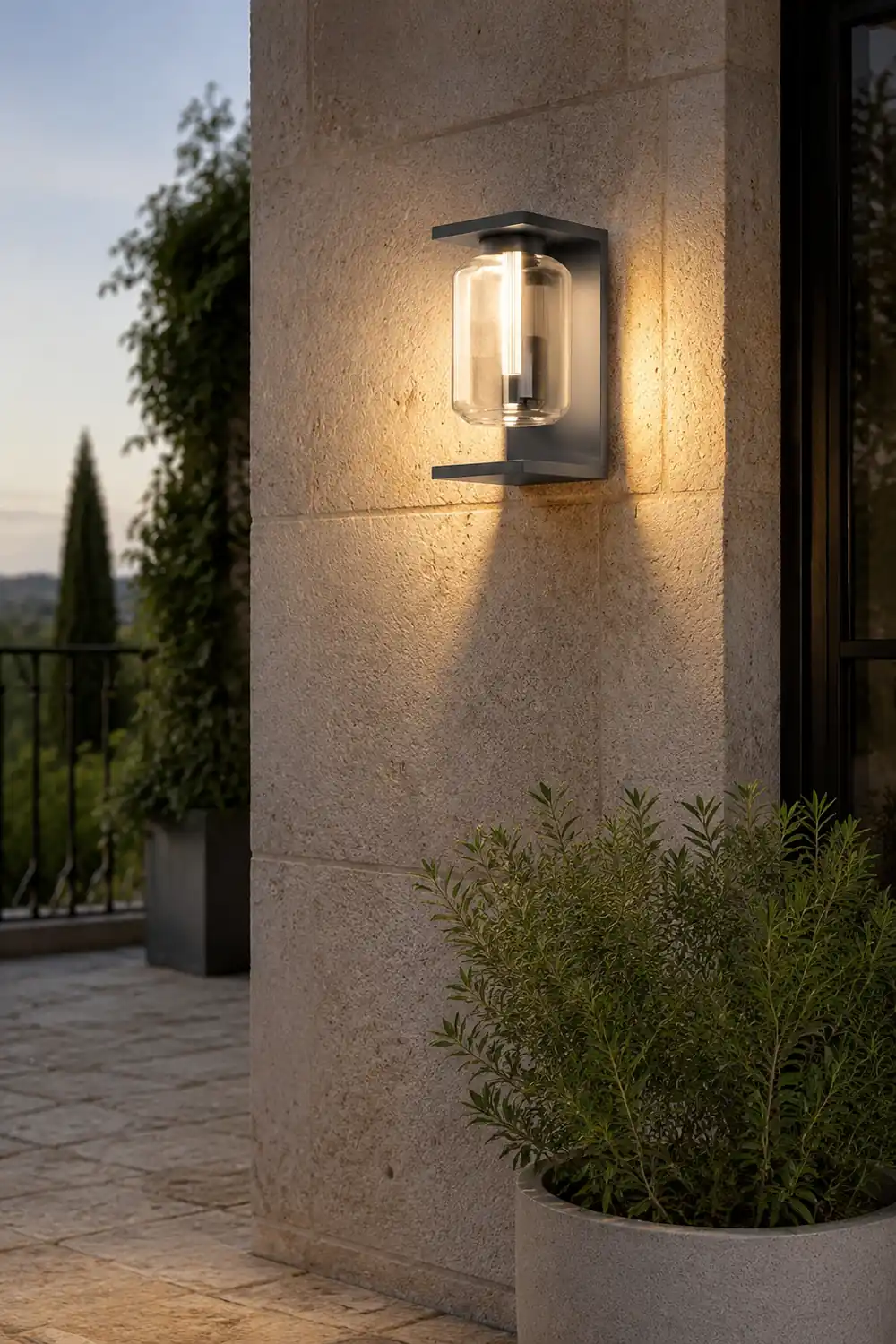 Orr Modern Lantern Glass Outdoor Wall Lamp, Black/Gray - Lumpaz
