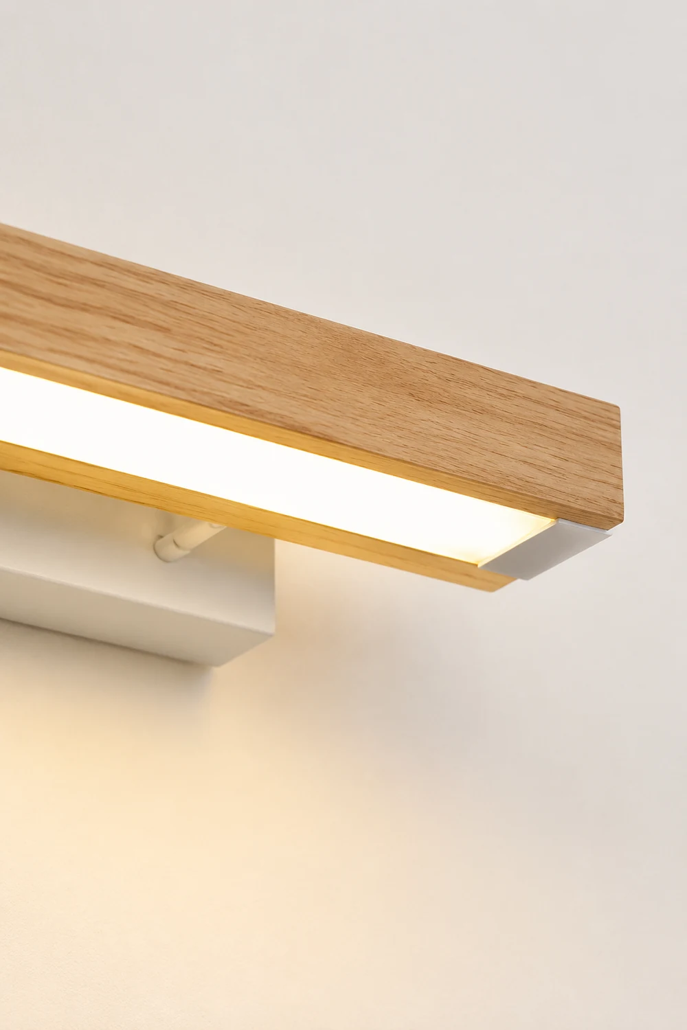 Ozawa Minimalist Linear Wood Vanity Wall Lamp, Bathroom - Lumpaz