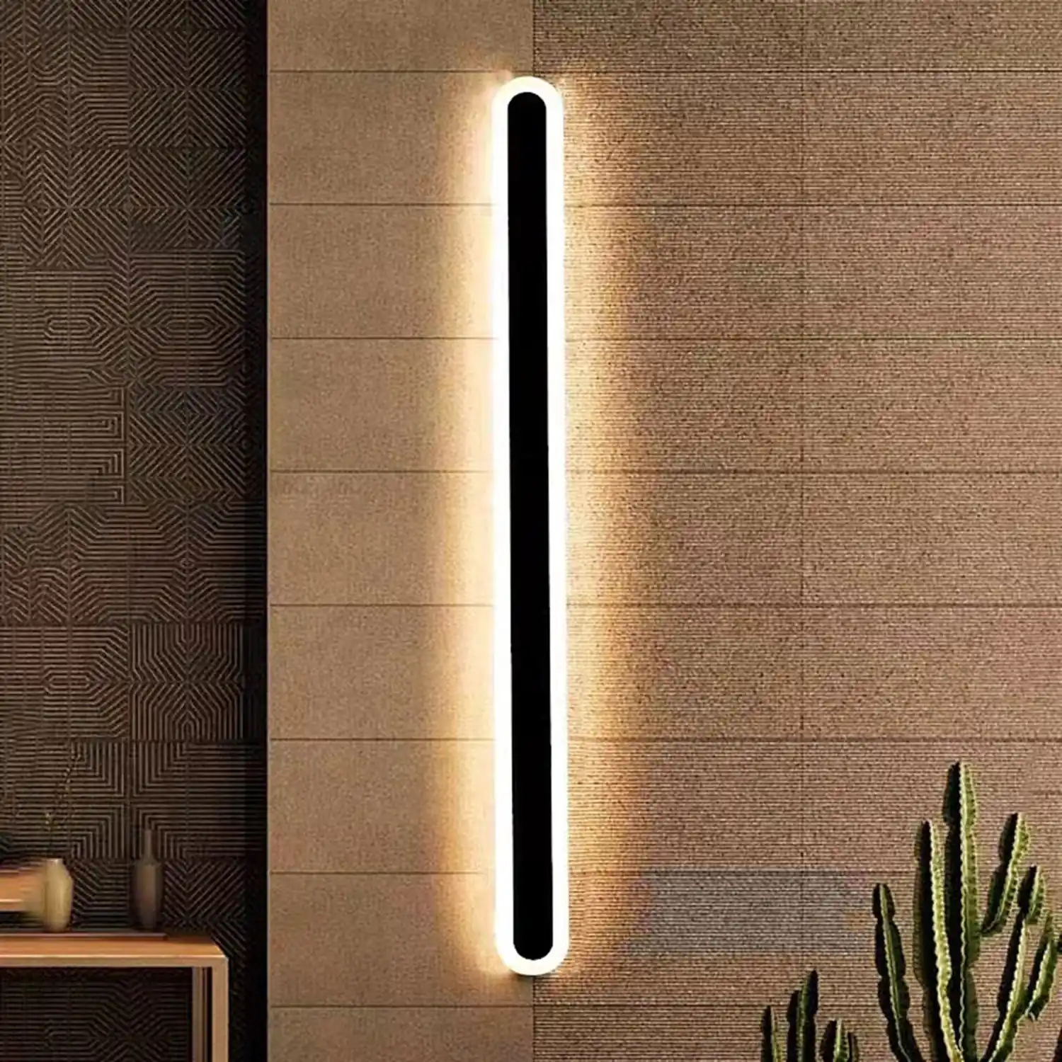Edge Minimalist Metal Linear Oval Outdoor Wall Lamp, Black - Lumpaz